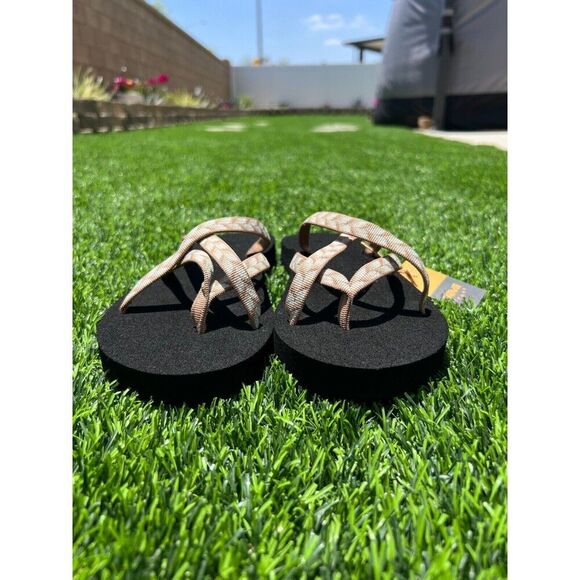 Teva Women's Olowahu Sandals Black/Multi Size 10 Comfort Stylish For Summer Fun - Picture 13 of 13